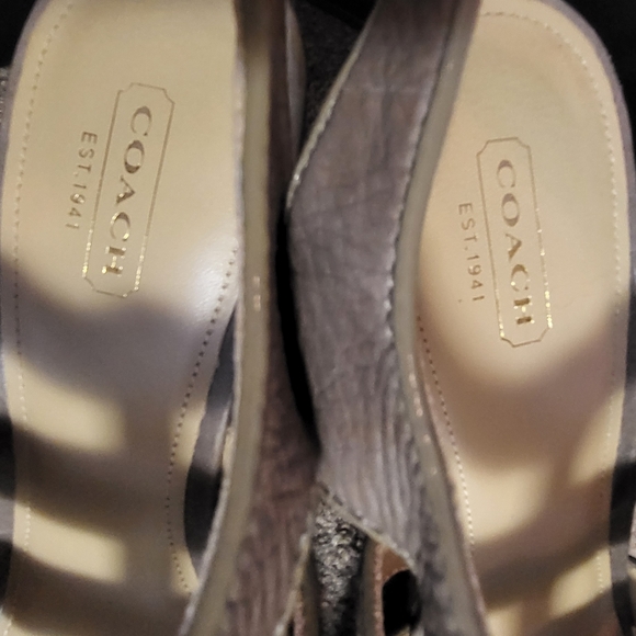 Coach "Catarina" Sandal With Chunky Heel! Sz. 9 1/2 - Picture 6 of 7